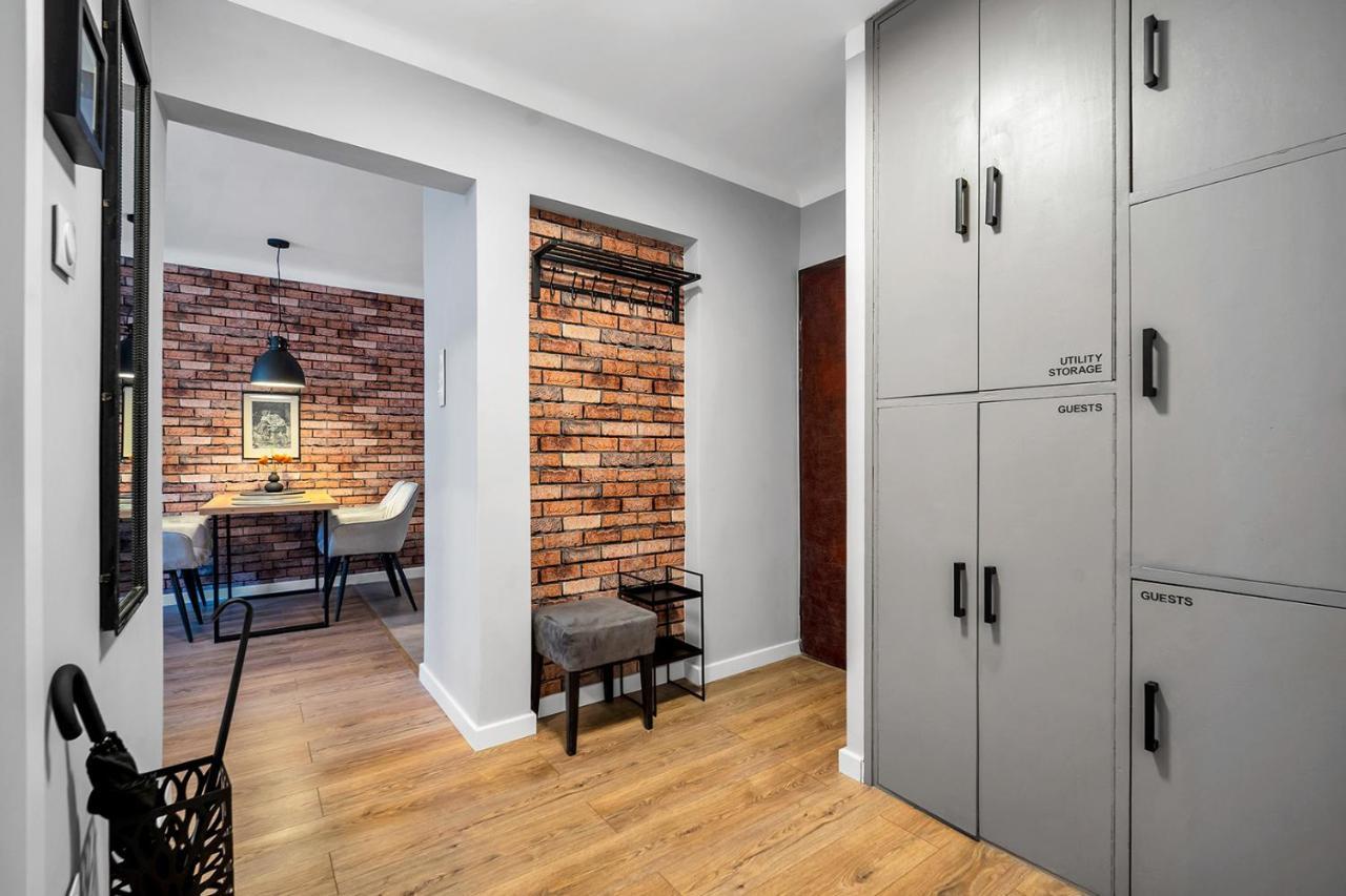Aparthotel Grzybowska 9 Варшава Екстер'єр фото