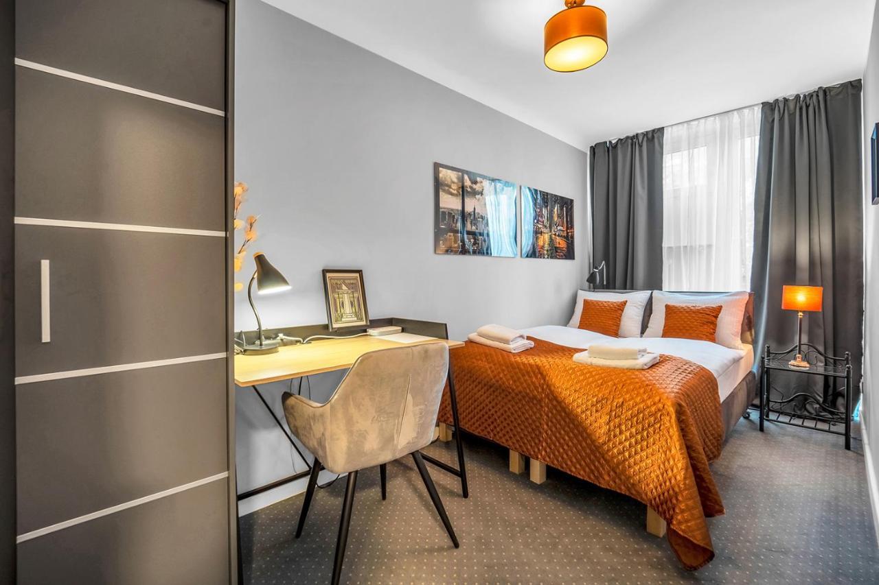 Aparthotel Grzybowska 9 Варшава Екстер'єр фото
