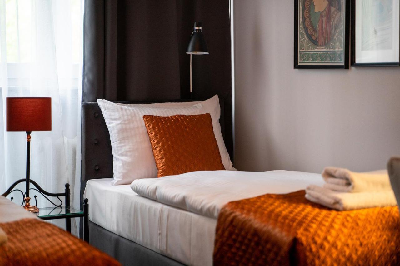 Aparthotel Grzybowska 9 Варшава Екстер'єр фото